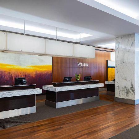 Отель The Westin Michigan Avenue Чикаго Экстерьер фото
