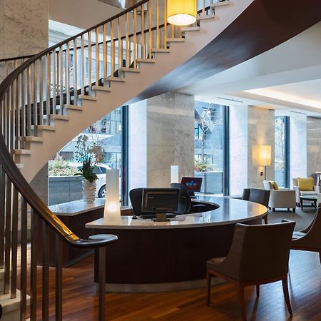 Отель The Westin Michigan Avenue Чикаго Экстерьер фото